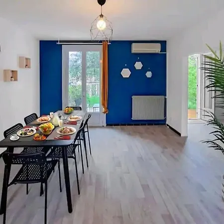 L'azalais: Charme Mediterraneen: Maison & Jardin *